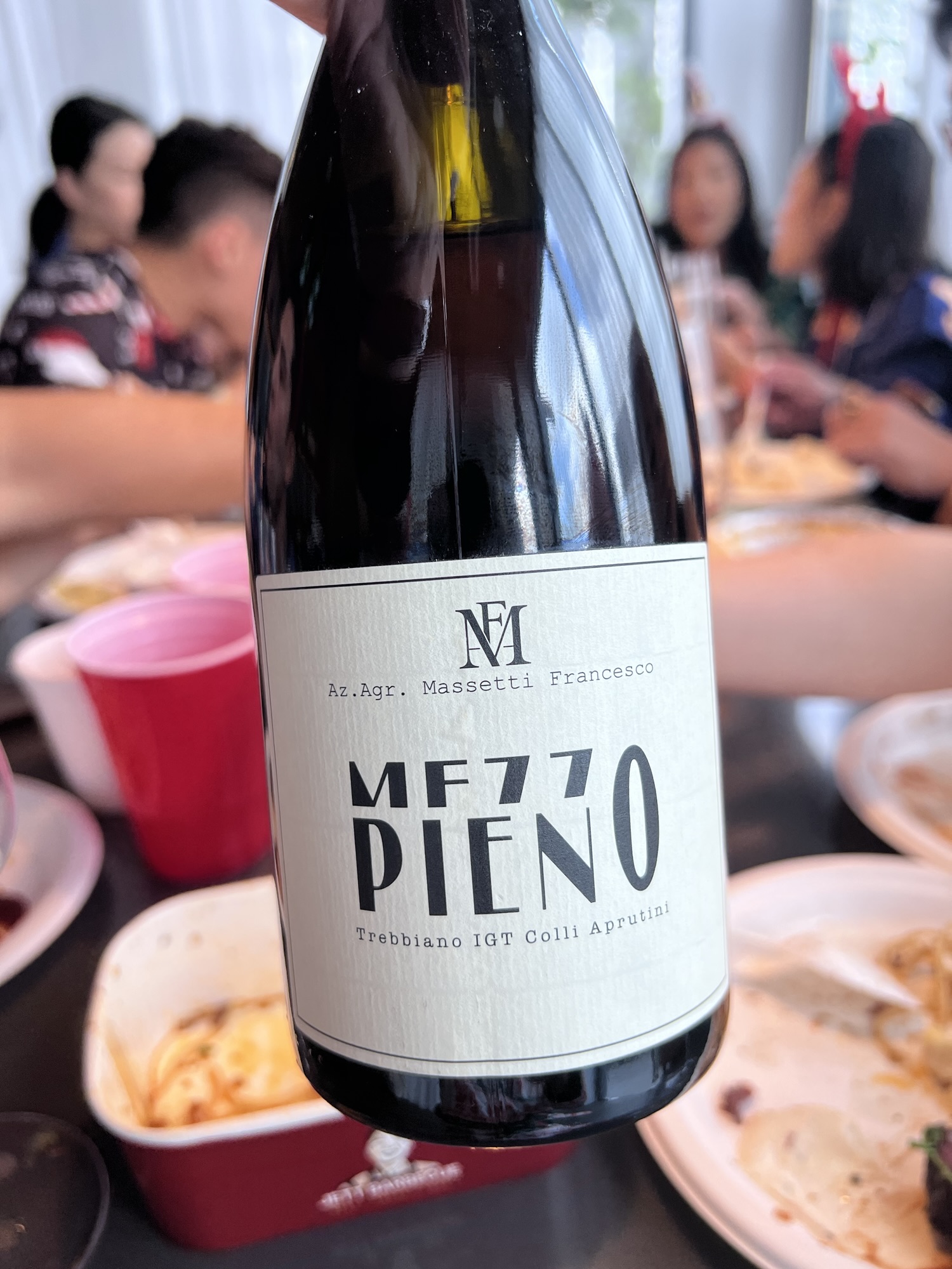 3.4. Mezzo Pieno’s Trebbiano at the Ohana Christmas lunch.