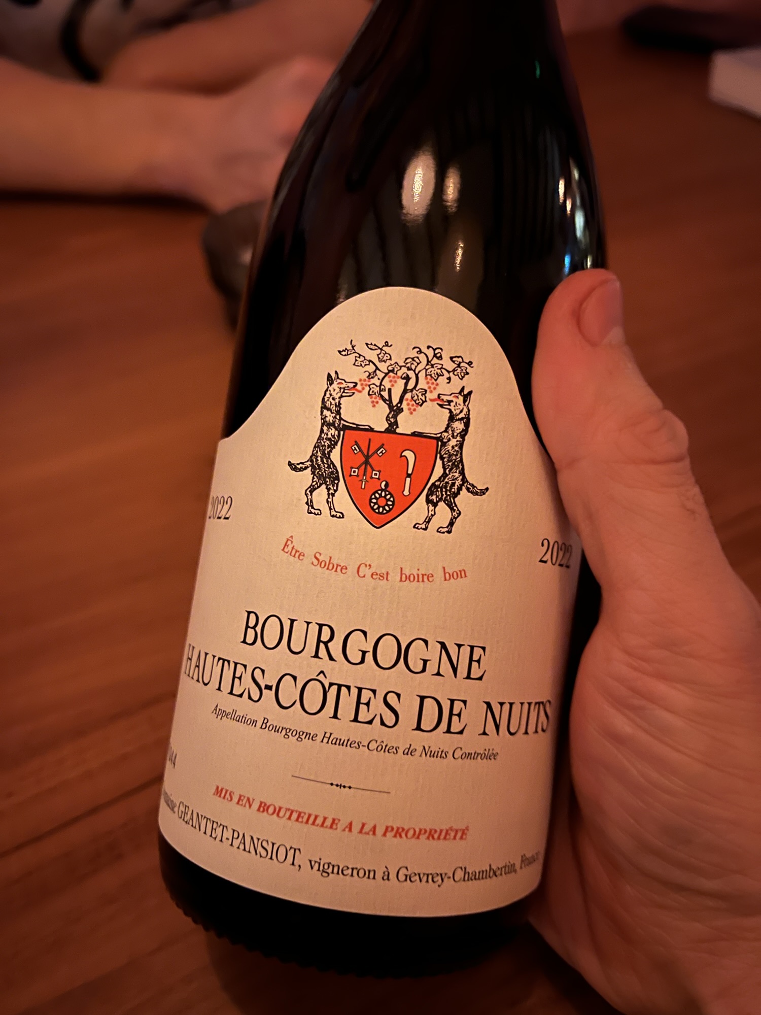 3.8. Geantet-Pansiot Bourgogne Hautes-Cotes de Nuits 2022.