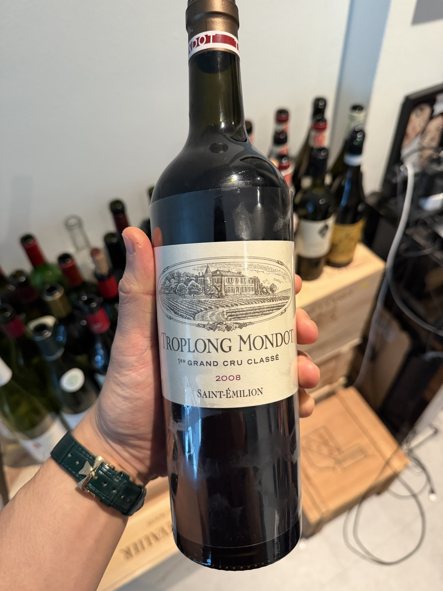 4.4. Chateau Tropolong Mondot StE 1er GCC B 2008.