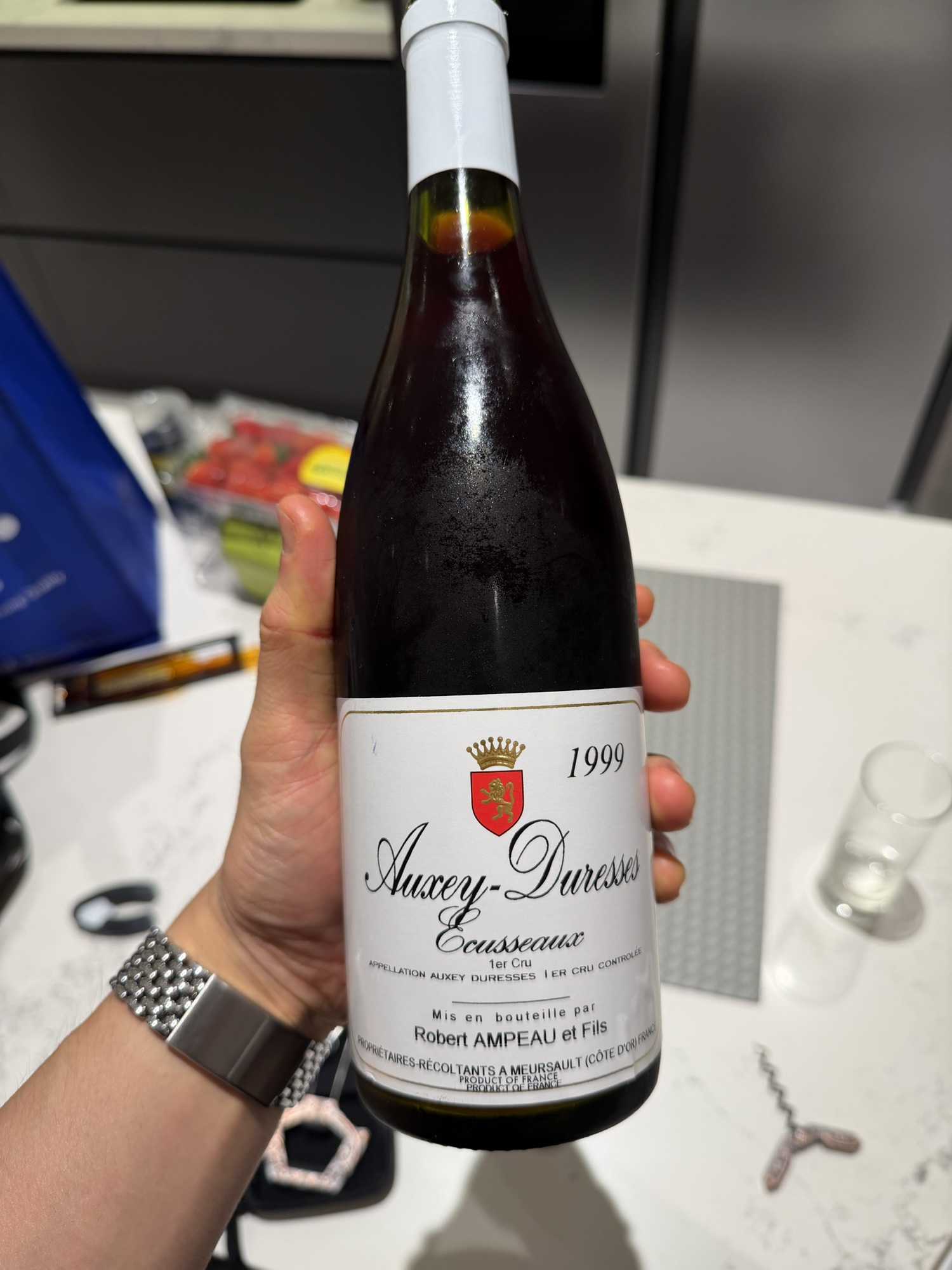 4.1+. Domaine Robert Ampeau’s Auxey-Duresses 1er cru ‘Les Ecusseaux‘ 1999.