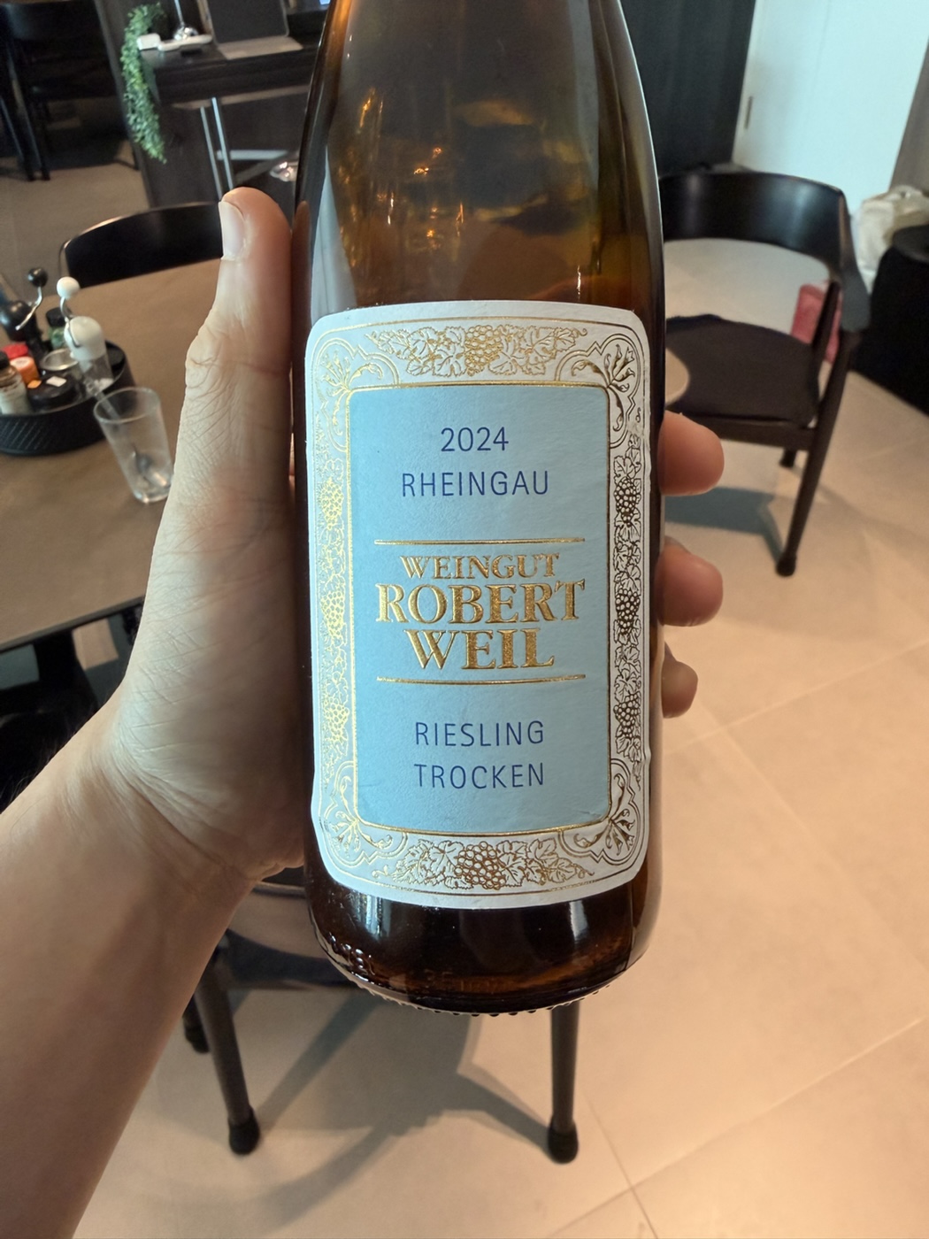 4.0 Robert Weil Riesling Trocken 2024.